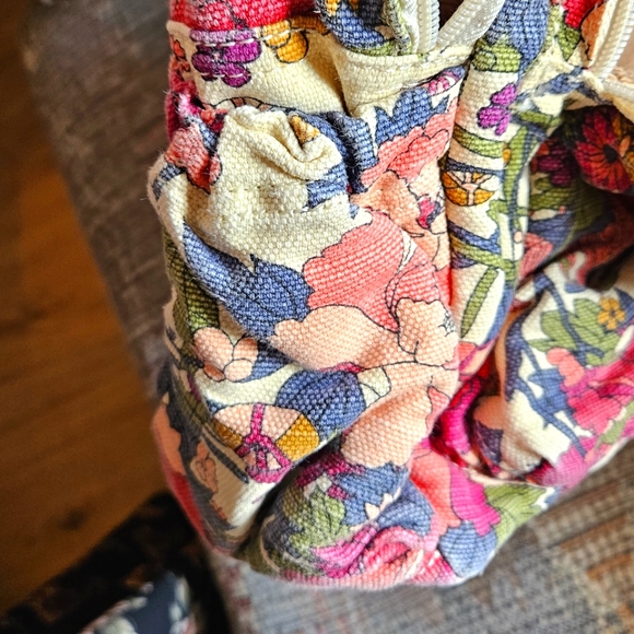 Sakroots Floral Backpack with Laptop Compartment - Picture 10 of 16
